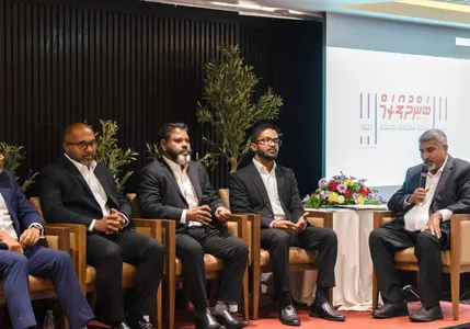 ޕީޖީ އޮފީހުގެ "ބަންދު ފޯރަމް" - photo 3