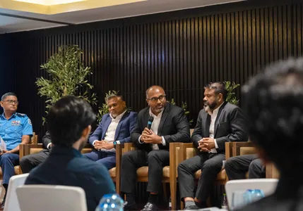 ޕީޖީ އޮފީހުގެ "ބަންދު ފޯރަމް" - photo 4