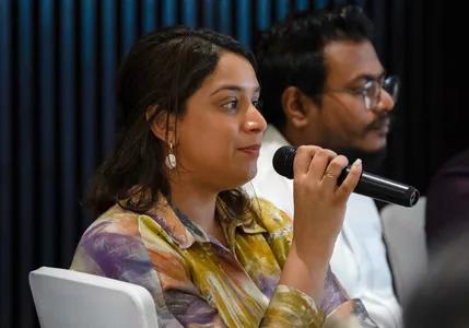 ޕީޖީ އޮފީހުގެ "ބަންދު ފޯރަމް" - photo 11