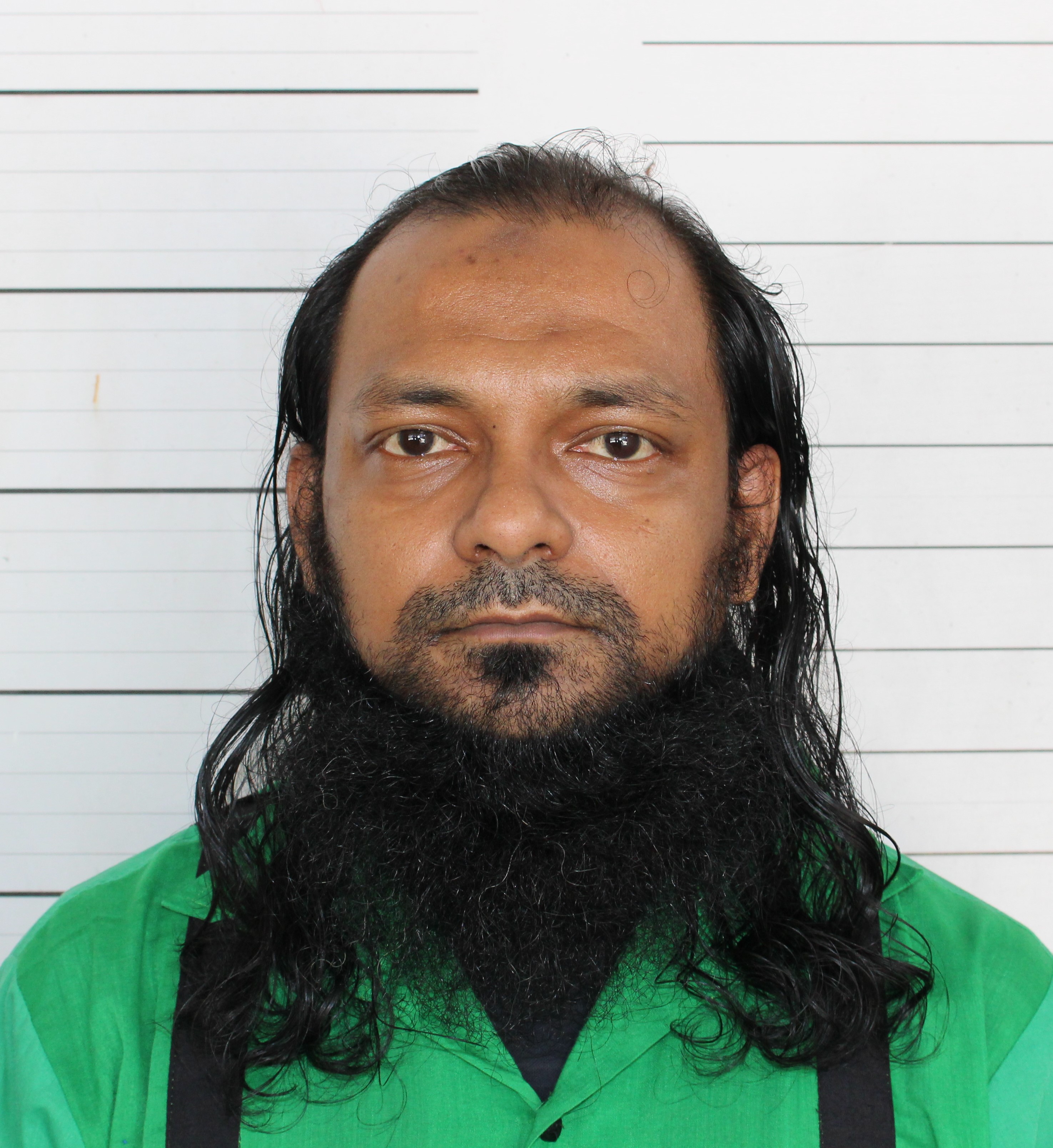 ޙުސައިން ޝަރީފް